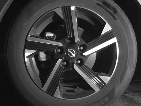 Used 2025 Nissan Sentra SV FWD image 12