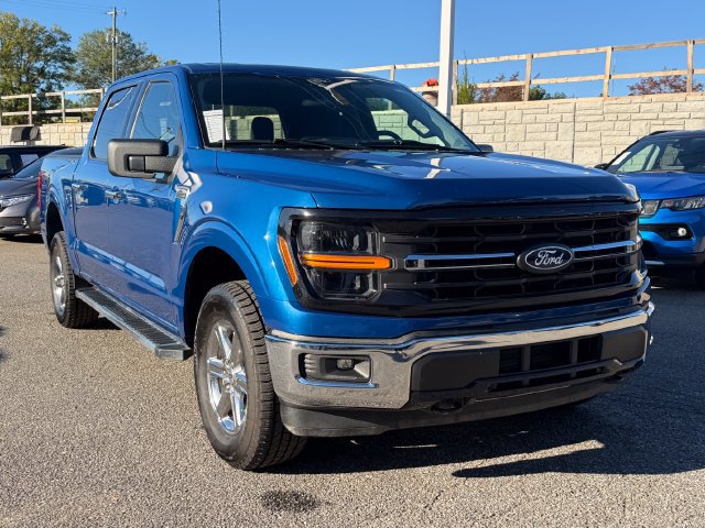 Used 2025 Ford F150 XLT w/ Equipment Group 301A Standard AWD/4WD image 7