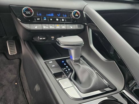 New 2026 Hyundai Elantra SEL Sport Premium FWD image 13