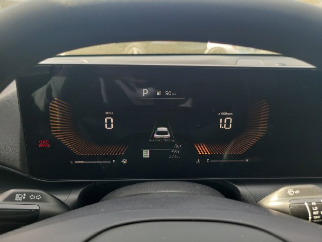 New 2026 Kia K4 FWD image 17