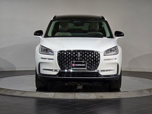 New 2026 Lincoln Corsair Reserve image 2