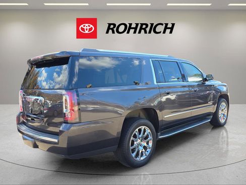 Used 2016 GMC Yukon XL Denali w/ Open Road Package image 5