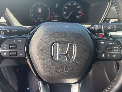 Used 2023 Honda CR-V EX-L image 9