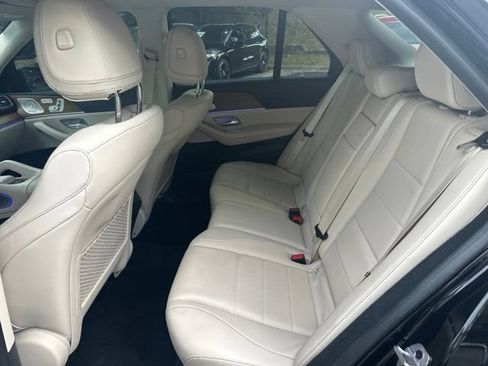 Used 2024 Mercedes-Benz GLE 350 4MATIC image 9