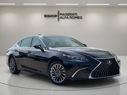 Used 2024 Lexus ES 300h Ultra Luxury w/ Accessory Package (Z2)