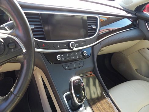 Used 2017 Buick LaCrosse Premium image 7