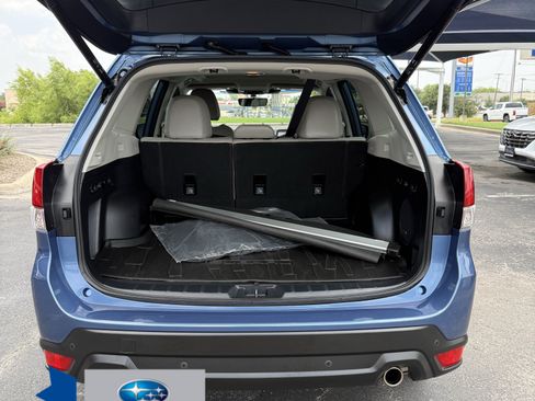 Used 2024 Subaru Forester Limited AWD/4WD image 9