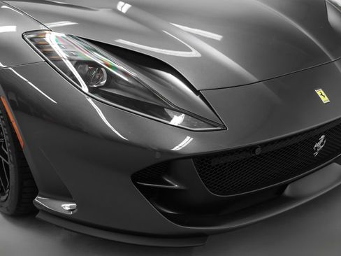 Certified 2019 Ferrari 812 Superfast RWD image 7