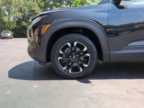 Used 2022 Chevrolet TrailBlazer LT AWD/4WD image 16