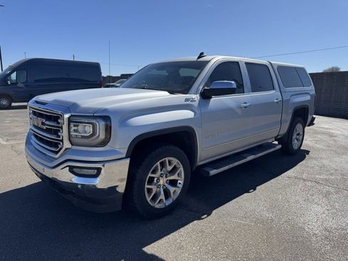 Used 2017 GMC Sierra 1500 SLT image 3