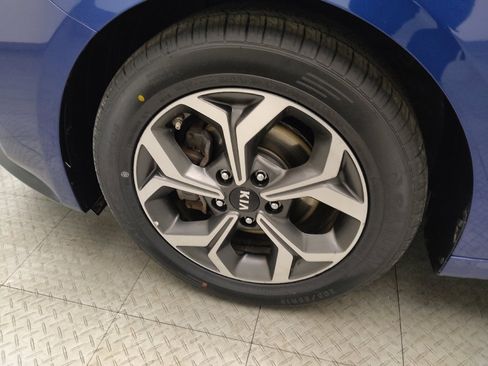 Used 2020 Kia Forte LXS image 31