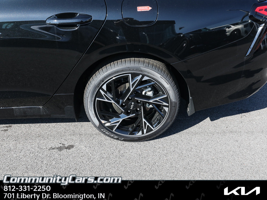 New 2026 Kia K5 GT-Line w/ GT-Line Red Interior Package FWD image 4
