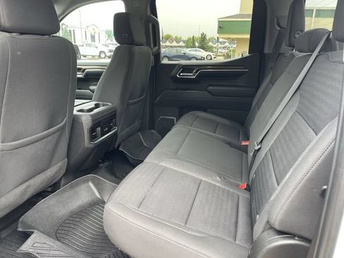 Used 2023 Chevrolet Silverado 1500 RST w/ Z71 Off-Road Package AWD/4WD image 13