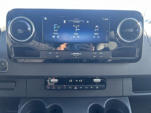 New 2025 Mercedes-Benz Sprinter 2500 image 17