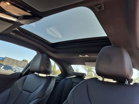 Certified 2023 BMW 230i Coupe w/ Convenience Package RWD image 17