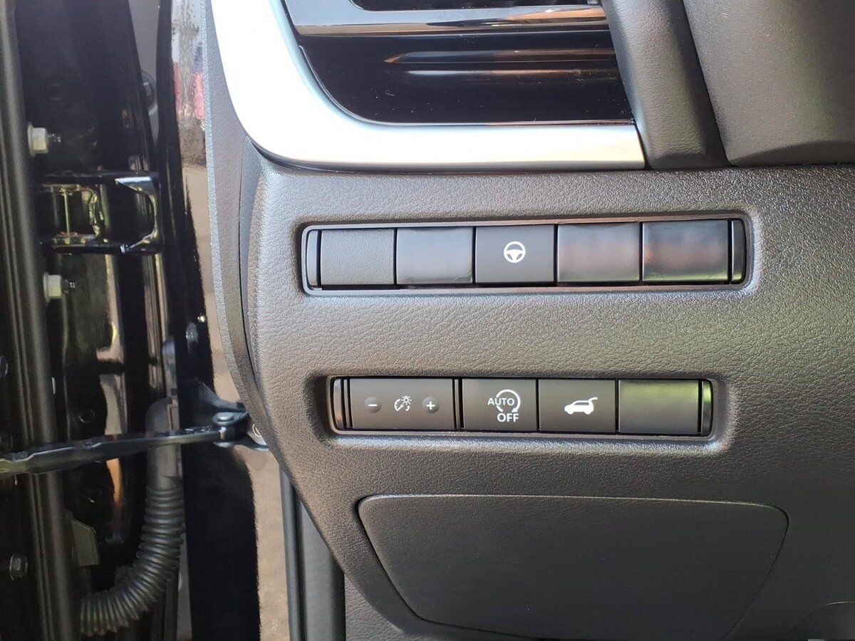 Used 2026 Nissan Rogue SL AWD/4WD image 13