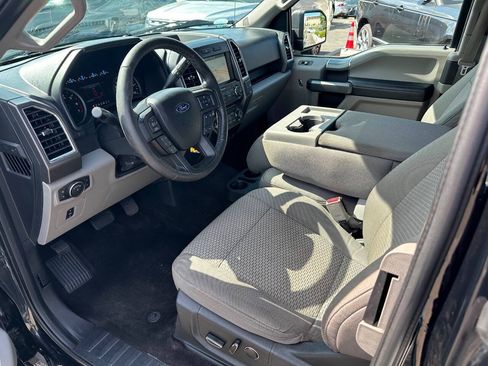 Used 2016 Ford F150 XLT w/ Equipment Group 302A Luxury AWD/4WD image 10