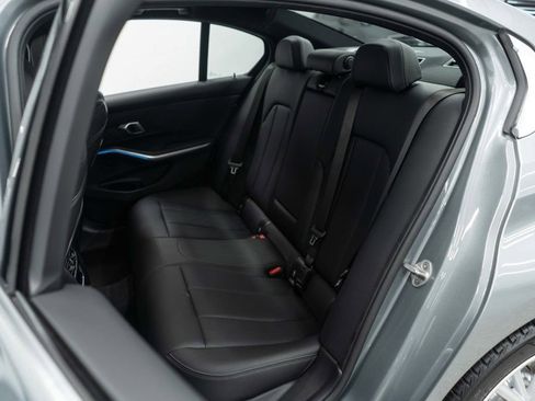 Used 2024 BMW 330e xDrive image 28