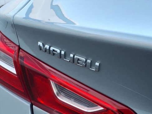 Used 2024 Chevrolet Malibu LT FWD image 19