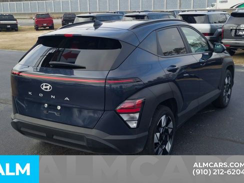 Used 2025 Hyundai Kona SEL image 6