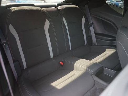 Used 2022 Chevrolet Camaro SS RWD image 12