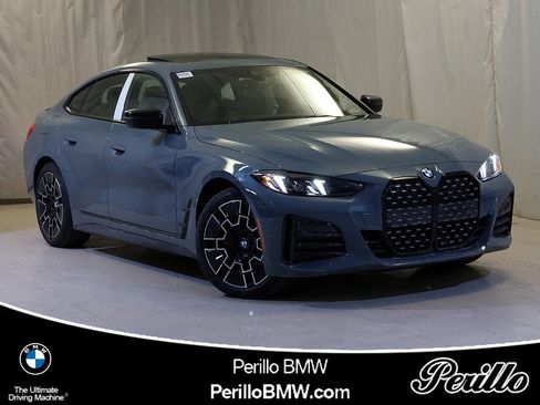 Used 2026 BMW 430i xDrive w/ M Sport Package AWD/4WD image 1