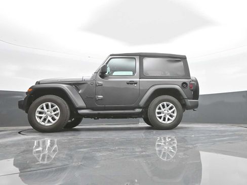 Used 2023 Jeep Wrangler Sport AWD/4WD image 35