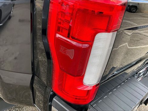 Used 2019 Ford F450 Lariat w/ Lariat Ultimate Package AWD/4WD image 30