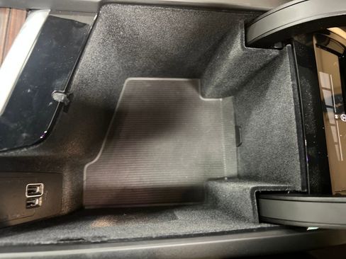 Used 2021 Volvo XC60 T5 Inscription w/ Advanced Package image 29