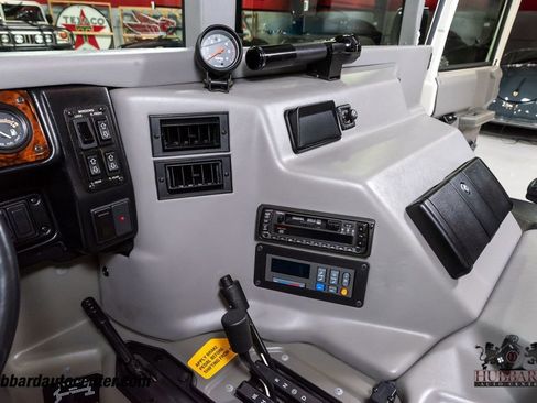 Used 1995 HUMMER H1 4-Door Hard Top image 16