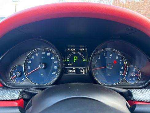 Used 2018 Maserati GranTurismo Sport image 29