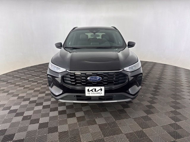 Used 2025 Ford Escape ST-Line AWD/4WD image 3