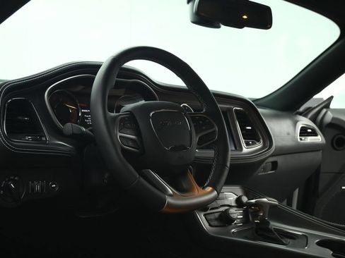 Used 2023 Dodge Challenger SRT Hellcat RWD image 40