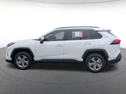 Used 2024 Toyota RAV4 XLE w/ Convenience Package FWD image 3