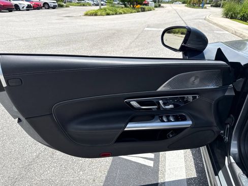 Used 2022 Mercedes-Benz SL 55 AMG 4MATIC image 13