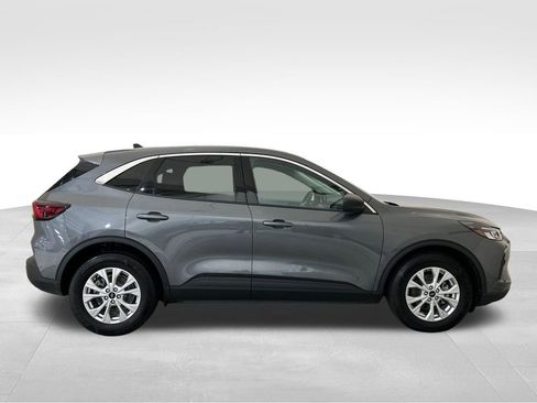 Used 2023 Ford Escape Active FWD image 7