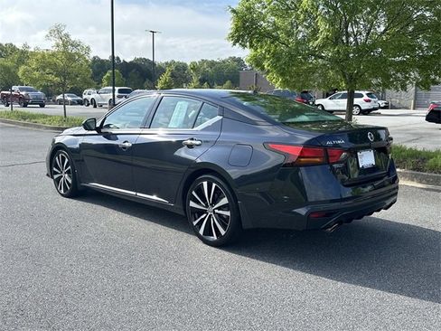 Certified 2019 Nissan Altima 2.5 Platinum image 6