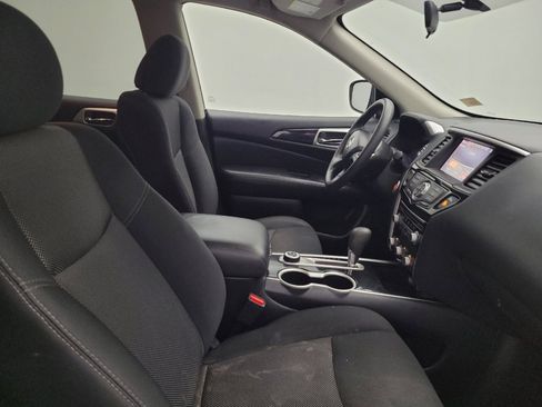 Used 2020 Nissan Pathfinder S AWD/4WD image 21