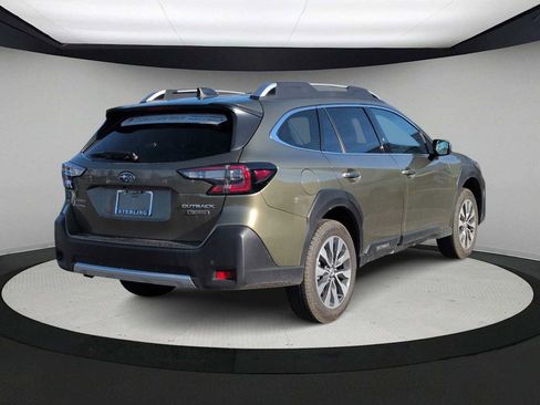 Used 2025 Subaru Outback Touring image 8