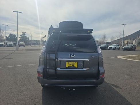 Used 2021 Lexus GX 460 Luxury w/ Off Road Package image 4