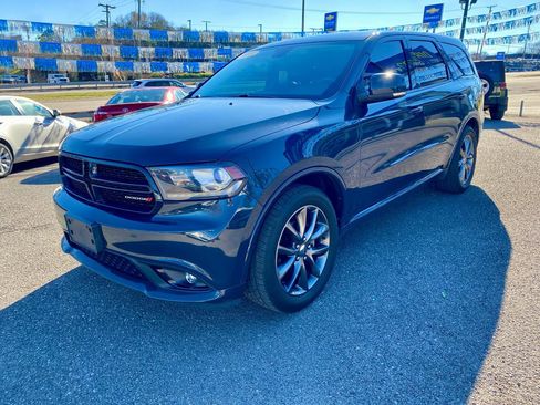 Used 2018 Dodge Durango GT image 3