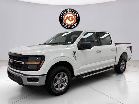 Used 2025 Ford F150 XLT w/ Equipment Group 301A Standard AWD/4WD image 3