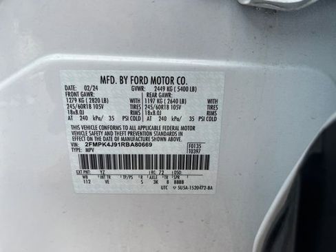 Used 2024 Ford Edge SEL AWD/4WD image 11