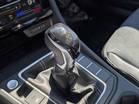 New 2026 Volkswagen Jetta SE image 23