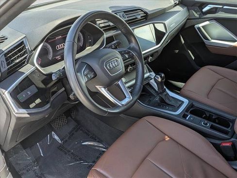 Used 2020 Audi Q3 2.0T Premium Plus w/ Premium Plus Package AWD/4WD image 10