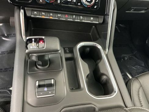 Used 2024 GMC Sierra 1500 Denali w/ Denali Reserve Package AWD/4WD image 22