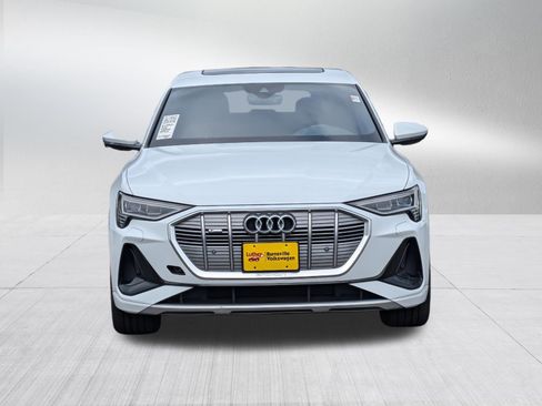 Used 2021 Audi e-tron Premium AWD/4WD image 2
