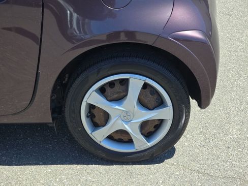 Used 2013 Scion iQ FWD image 31