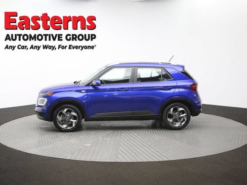 Used 2023 Hyundai Venue Limited w/ Cargo Package FWD image 60