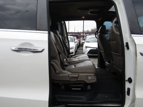 Used 2018 Honda Odyssey Touring image 15